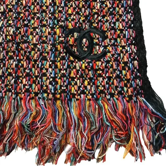 CHANEL Luxury Vintage Black & Red Multi-Color Woven Fringed Shawl Wrap Scarf - Picture 7 of 15